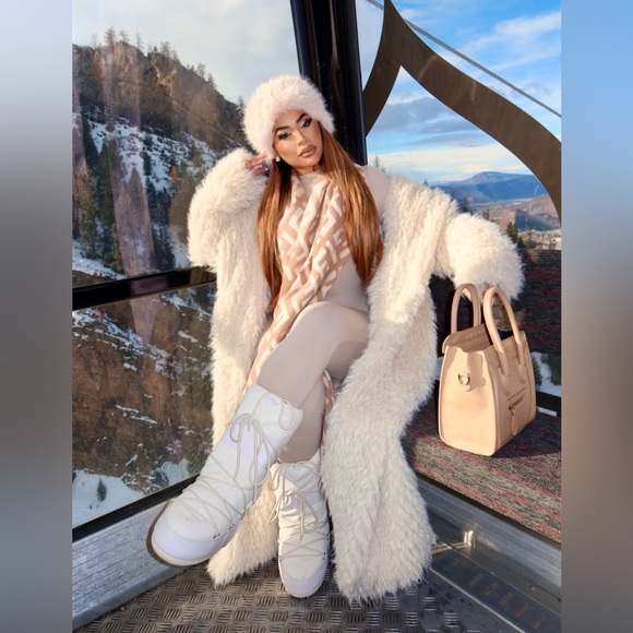 Cream Faux Fur Coat - Picture 3 of 4